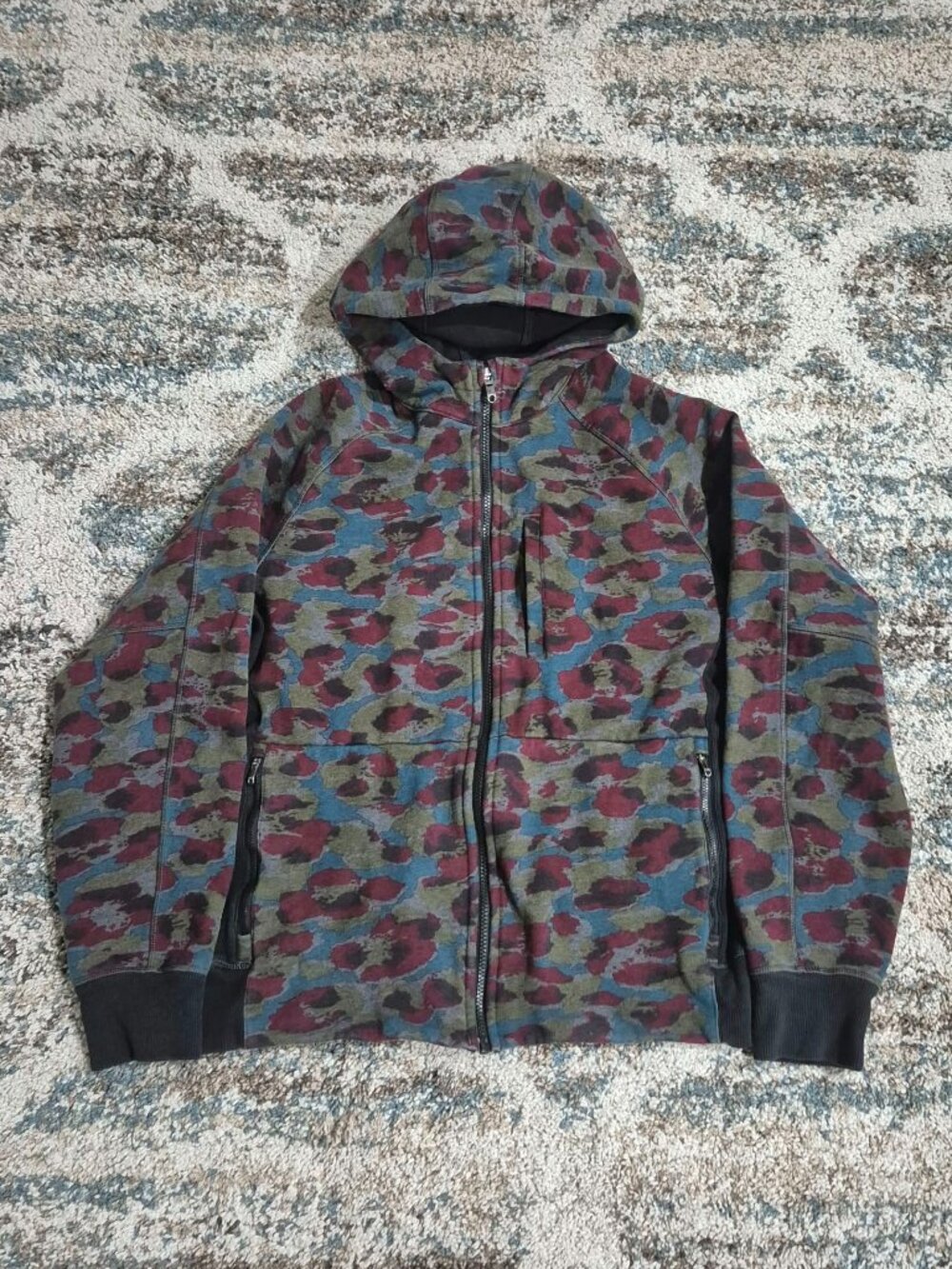 Lululemon Camo Heavy Full-Zip Hoodie – Multicolored Camo – Mens Size Large
